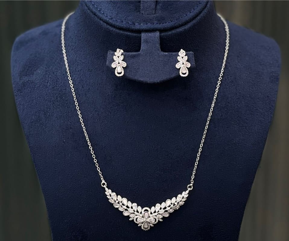 Crystal Curve Statement Set