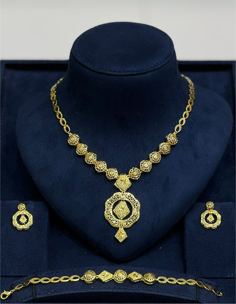 Heritage Filigree Gold Jewelry Set