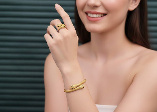Emerald-Eye Snake Bangle & Ring Set