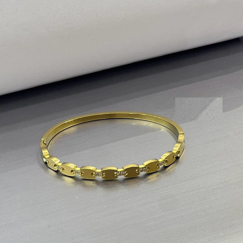 Crystal Linked Bangle