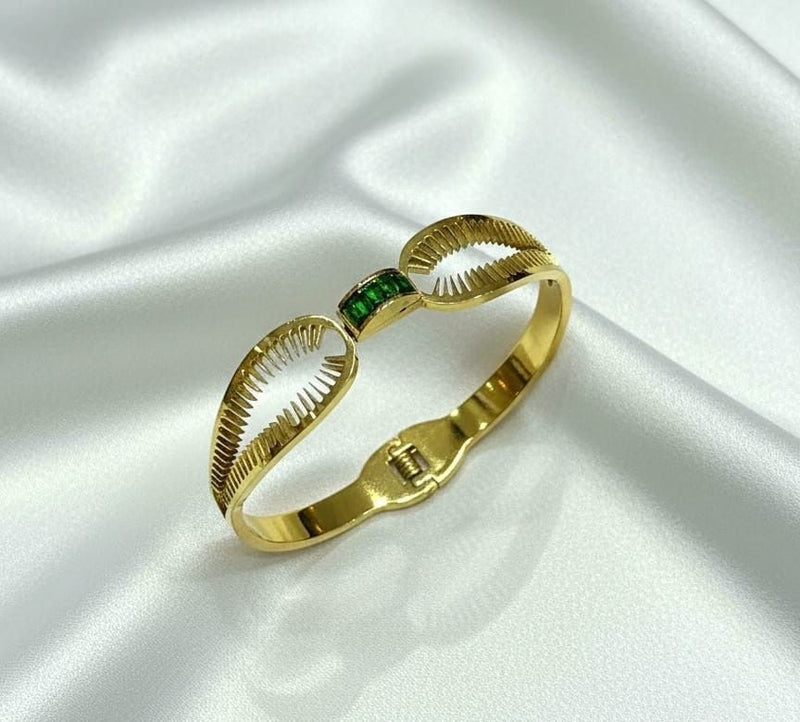 Emerald Wave Bangle
