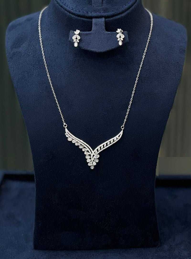 Leaf V-Shape Jewelry Set
