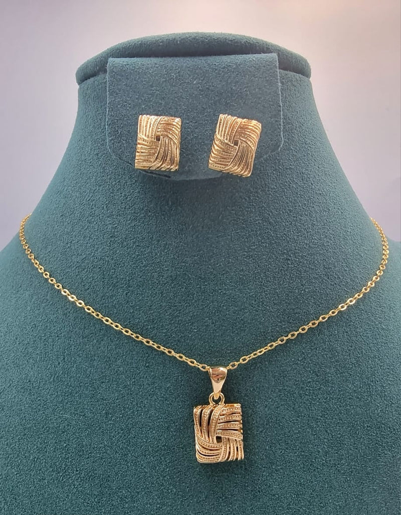 Woven Square Pendant Set